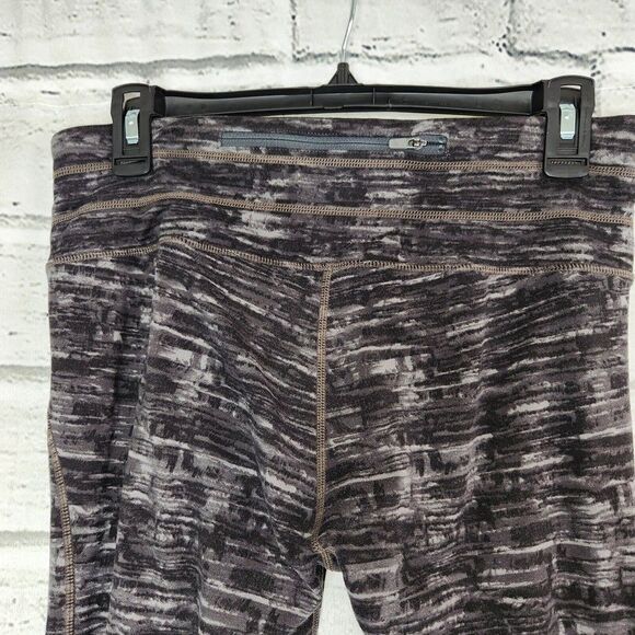 Athleta Women's Paint Bucket Relay Capri Leggings Style 138202 Size Medium - Picture 8 of 11